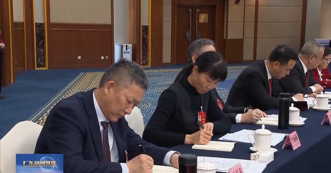 20240306-3-全国人大代表李长东：加快开展方式绿色转型，助力实现“双碳”目标.png